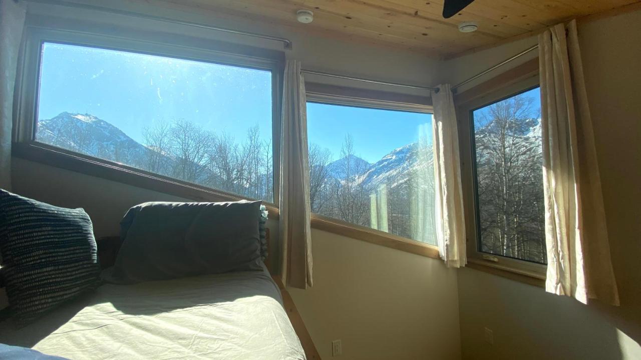 Eagle Peak Guesthouse Eagle River Екстер'єр фото