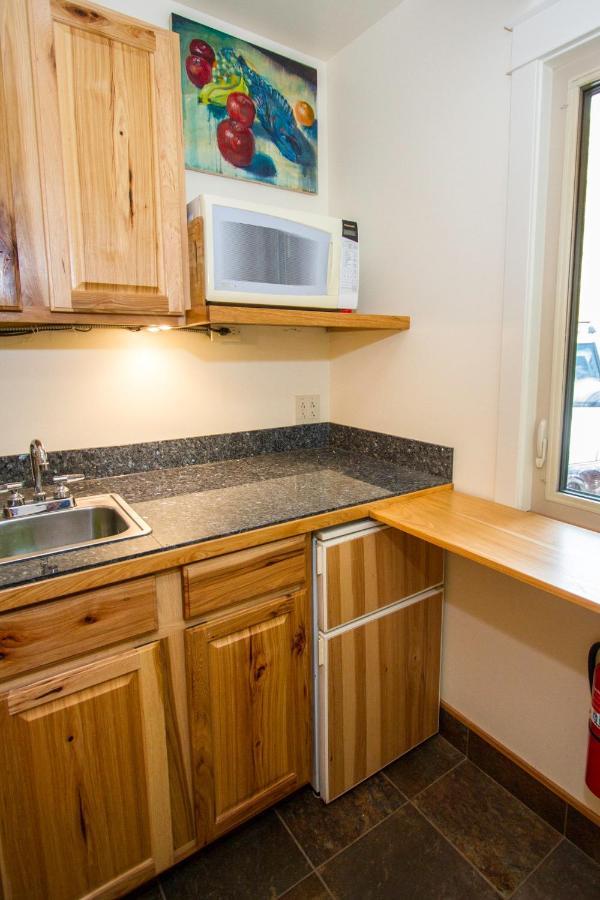 Eagle Peak Guesthouse Eagle River Екстер'єр фото