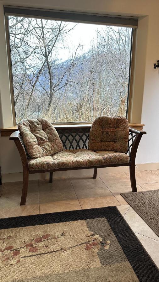 Eagle Peak Guesthouse Eagle River Екстер'єр фото
